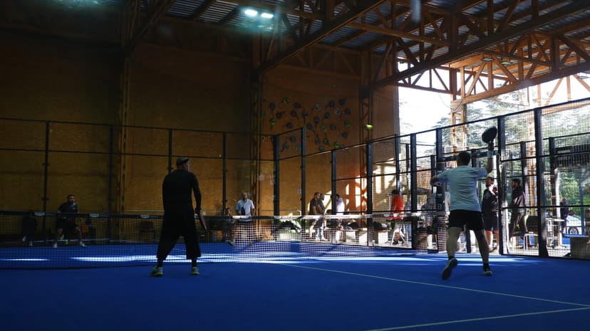 Padelbade Dighomi
